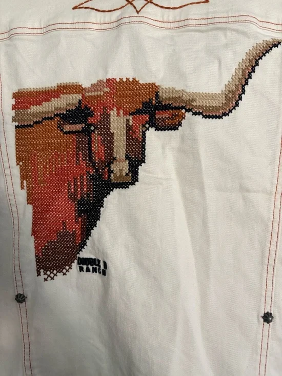 Double D Ranch Cream Jean Jacket with Embroidered Longhorn Back -Size Small NWT - Picture 8 of 10